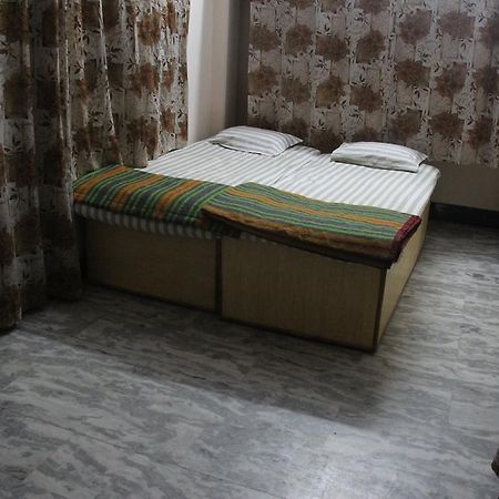 Sagar Guest House Váránaszi Kültér fotó