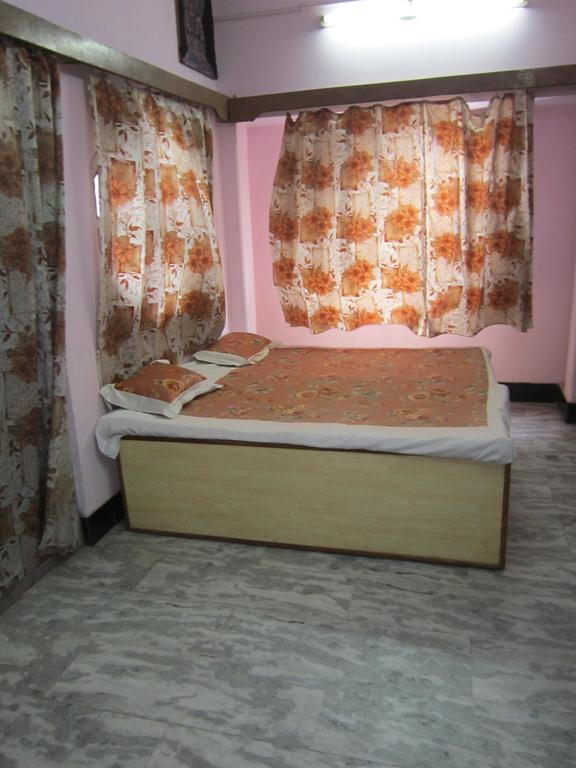 Sagar Guest House Váránaszi Kültér fotó